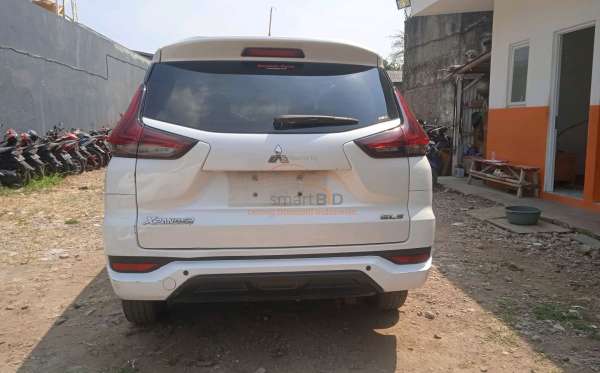 MITSUBISHI XPANDER GLS