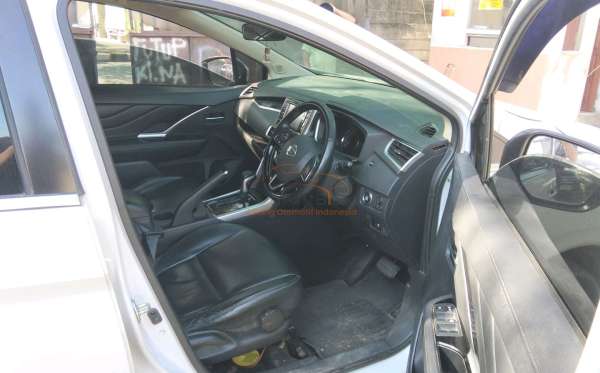 NISSAN LIVINA 1.5