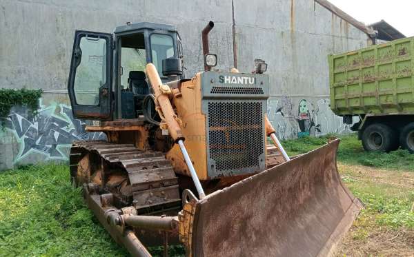 SHANTUI DOZER  SD16 E