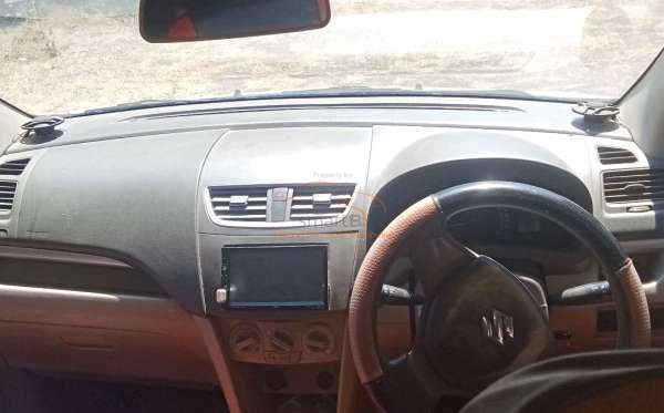 SUZUKI ERTIGA