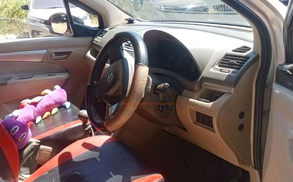 SUZUKI ERTIGA