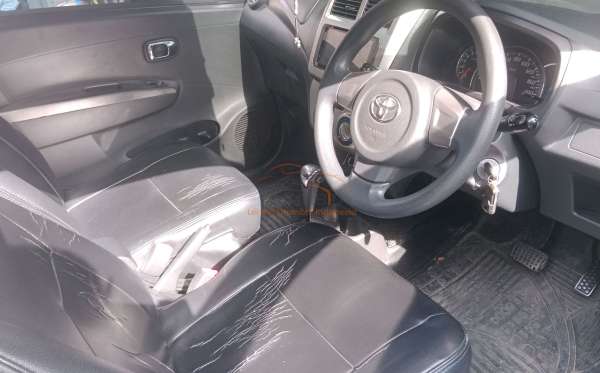 TOYOTA AGYA 1.0 G