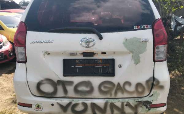 TOYOTA AVANZA