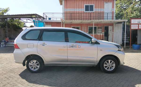 TOYOTA  AVANZA  1.3 G