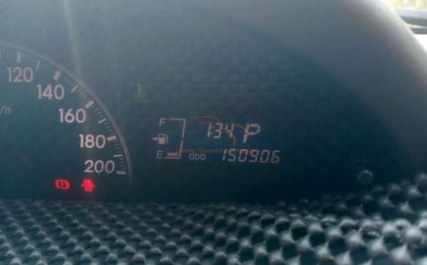 TOYOTA YARIS E