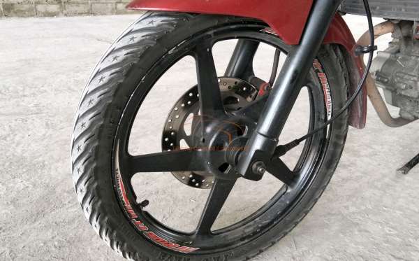 YAMAHA VIXION