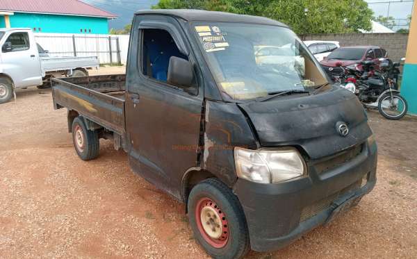 DAIHATSU GRAN MAX PICK-UP 1.3