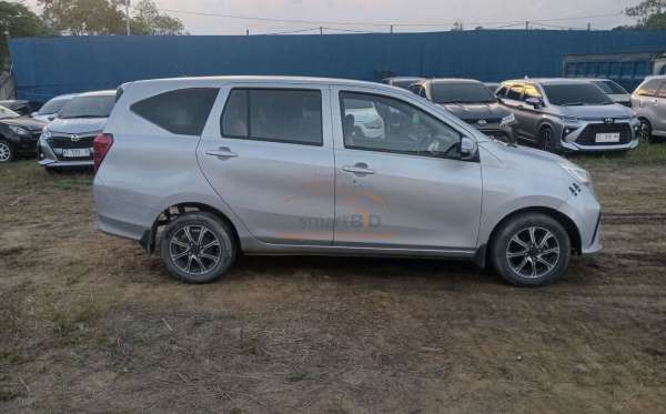 DAIHATSU SIGRA