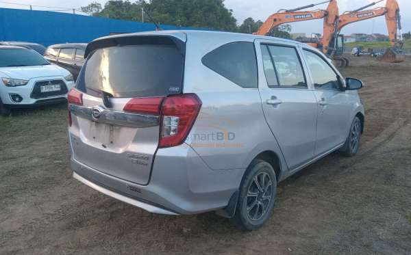 DAIHATSU SIGRA