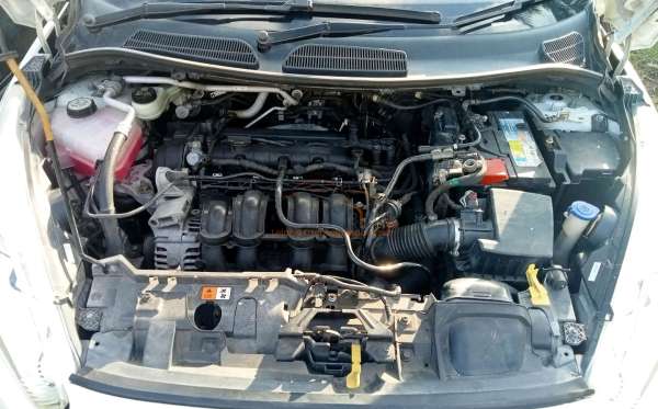 FORD  FIESTA  1.5L