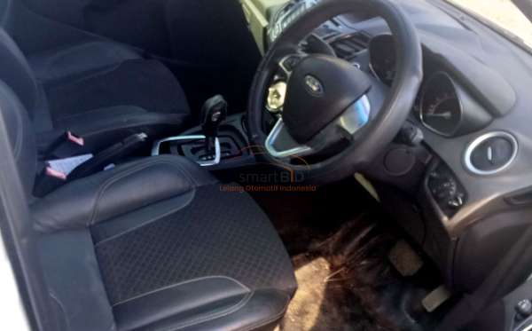 FORD  FIESTA  1.5L