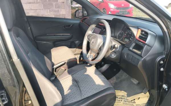 HONDA BRIO RS