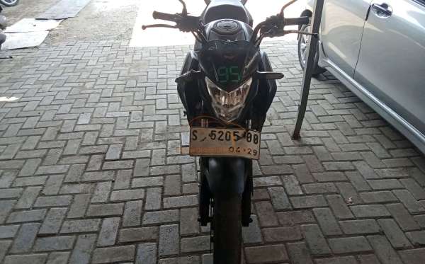 HONDA CB 150 R