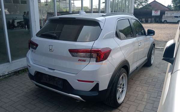 HONDA DG48 1.5 RS CVT