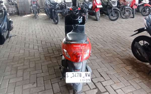 HONDA GENIO