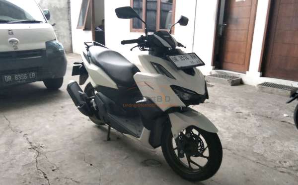 HONDA  VARIO 160