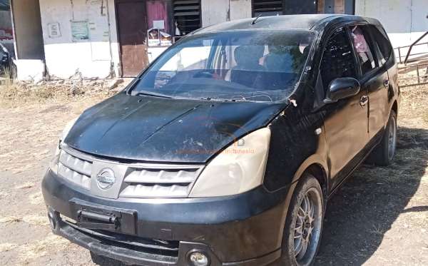 NISSAN  GRAND LIVINA