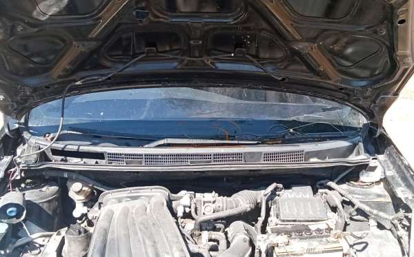 NISSAN  GRAND LIVINA