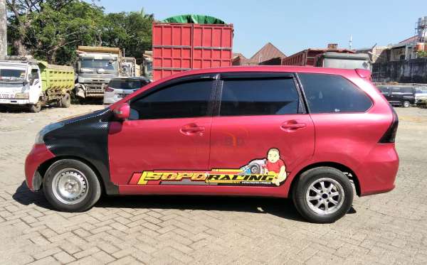 TOYOTA  AVANZA  G