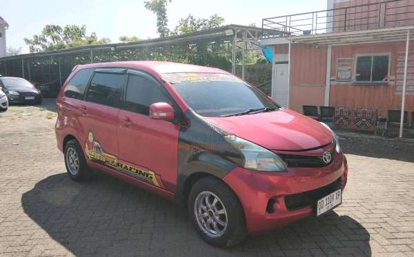 TOYOTA  AVANZA  G