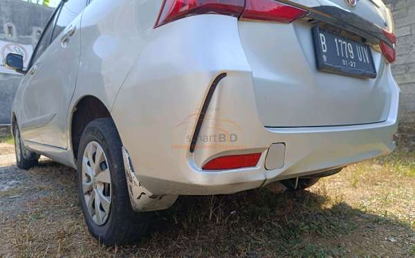 TOYOTA AVANZA 1.3 E