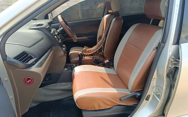 TOYOTA AVANZA 1.3 E