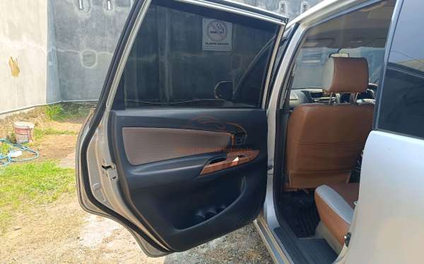 TOYOTA AVANZA 1.3 E