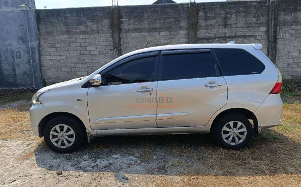 TOYOTA AVANZA 1.3 E
