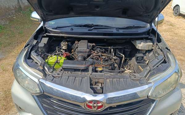 TOYOTA AVANZA 1.3 E