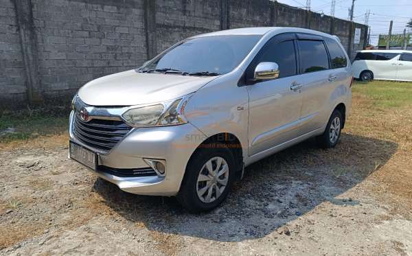 TOYOTA AVANZA 1.3 E
