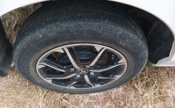 TOYOTA CALYA 1.2 G M/T