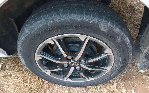 TOYOTA CALYA 1.2 G M/T