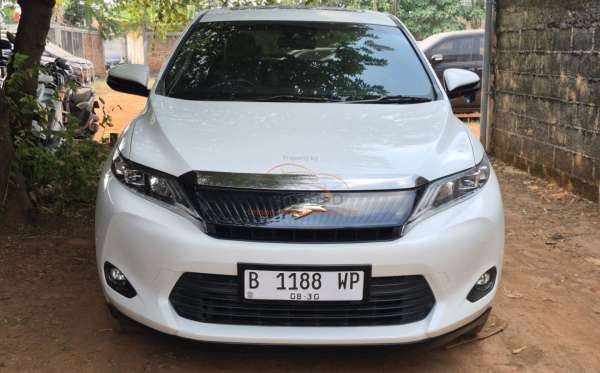TOYOTA HARRIER 2.0 L