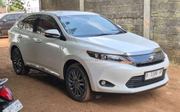 TOYOTA HARRIER 2.0 L