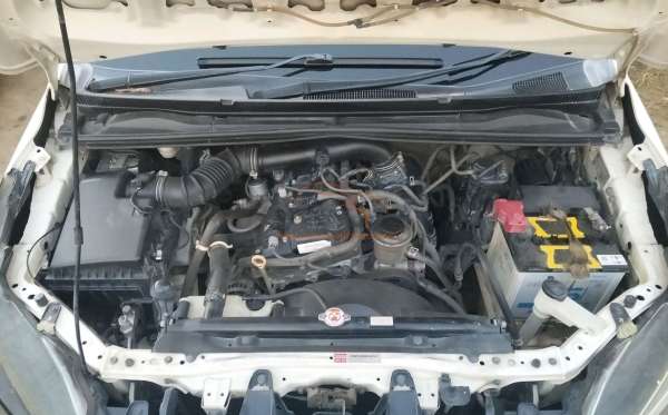 TOYOTA INNOVA