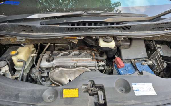 TOYOTA VELLFIRE 2.4