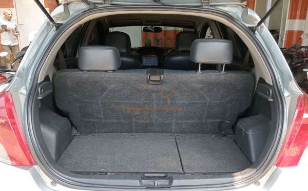 TOYOTA YARIS J