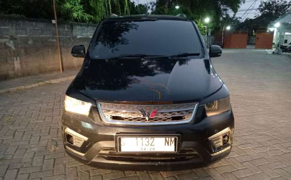 WULING CONFERO S