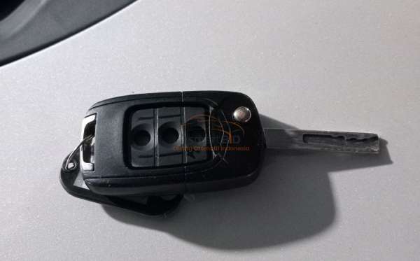 WULING CONFERO S