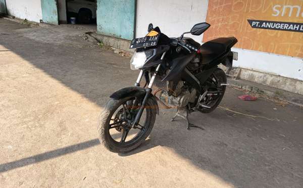 YAMAHA VIXION