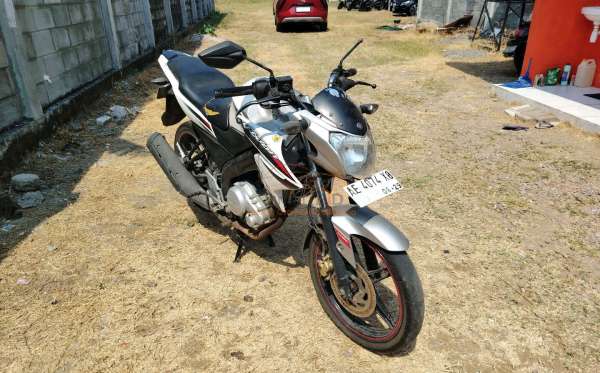 YAMAHA VIXION