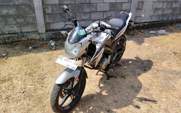 YAMAHA VIXION
