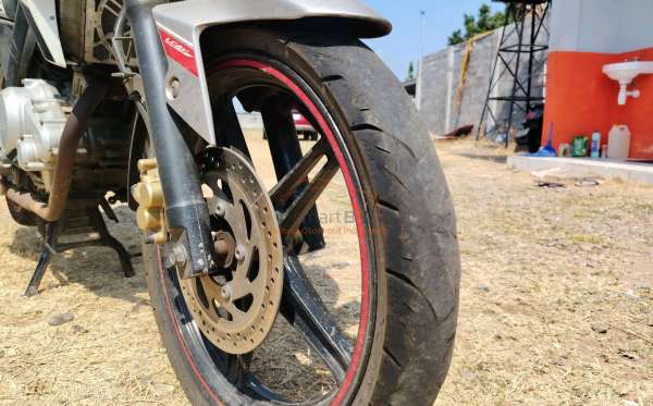 YAMAHA VIXION