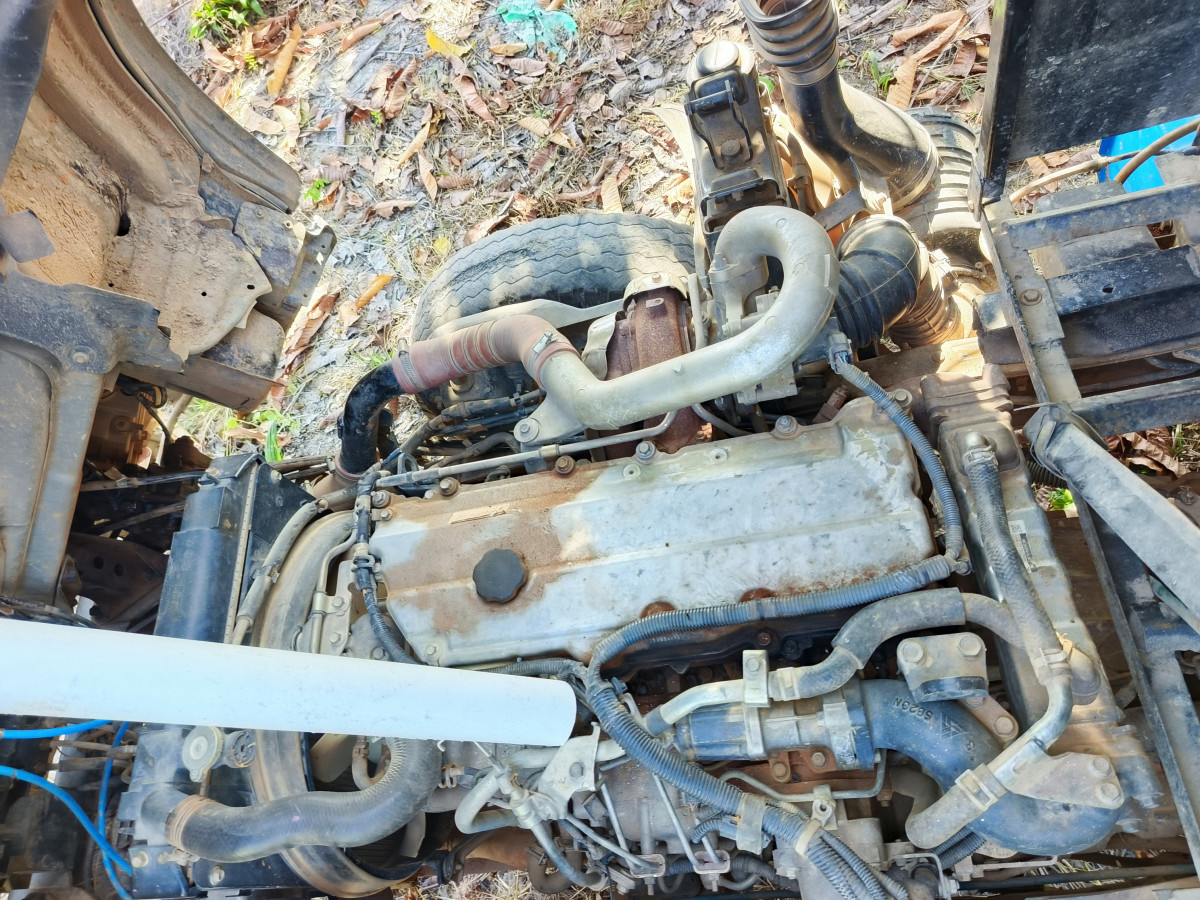 ISUZU NMR