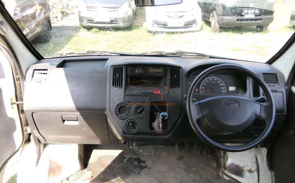 DAIHATSU GRAN MAX