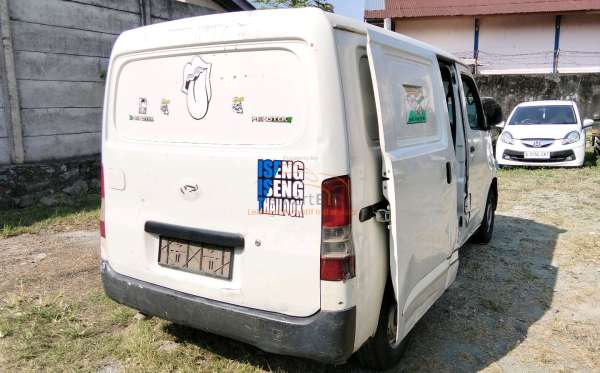 DAIHATSU GRAN MAX