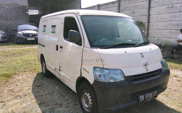 DAIHATSU GRAN MAX