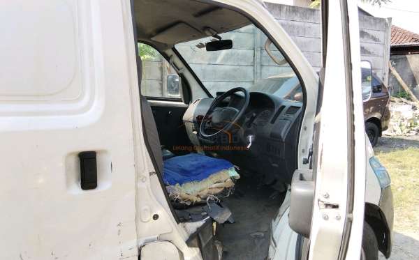 DAIHATSU GRAN MAX