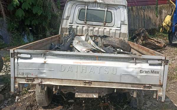 DAIHATSU STANDAR PS AC 1.5 PU