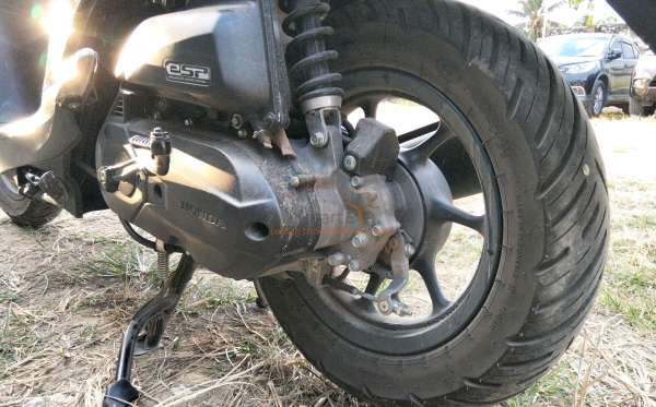 HONDA  GENIO